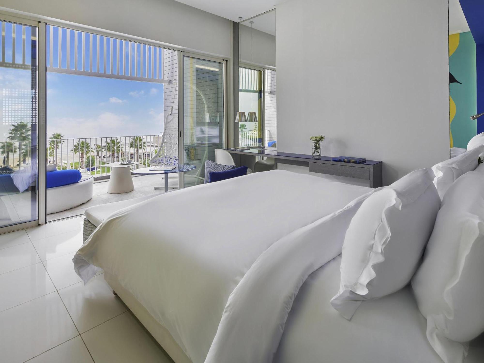 Luxury Room, 1 King-Size Bed, Pool View, Private Terrace,1731466259:JPEG
