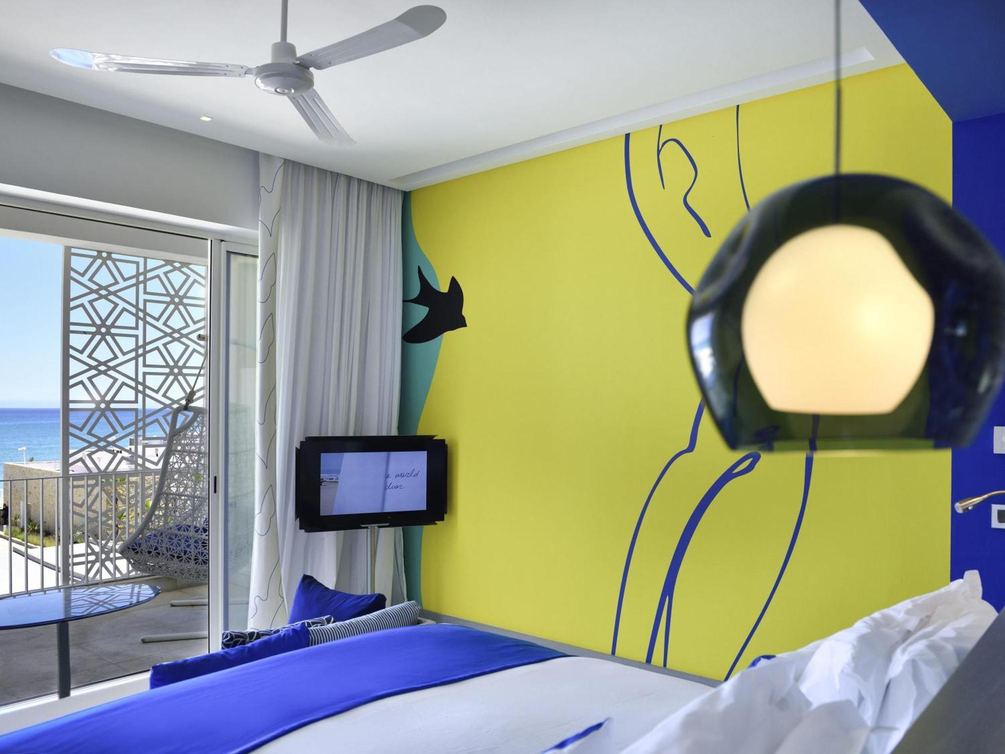 Luxury Room 1 King-Size Bed Sea View Private Terrace